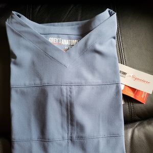 Grey's anatomy scrub top size xs